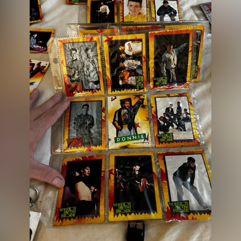 HUGE! New Kids On the Block vintage collectors lot!! - Picture 4 of 15